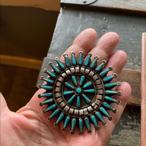 SOLD - Picture 4 of 8